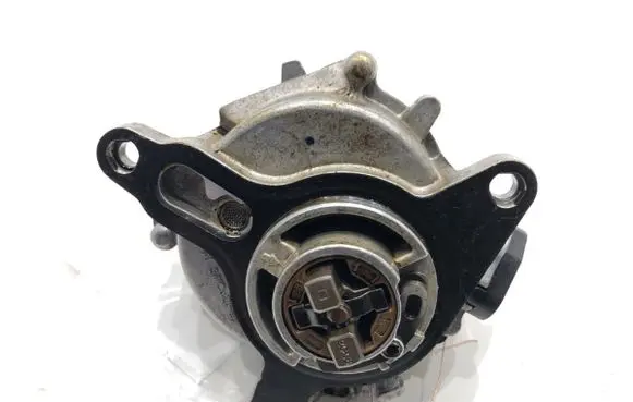 Opel Astra K Vacuum pump 55495381