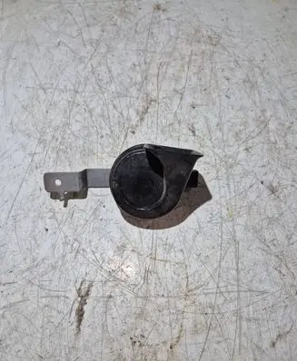Mercedes-Benz E W213 Horn signal 2135424400 0080402013 033FB2854