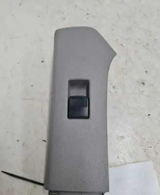 Toyota Yaris Electric window control switch 742310D090