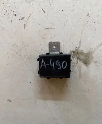 KIA Carens I Other control units/modules 0K2NC677B0