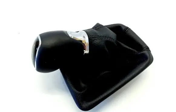 Skoda Octavia Mk4 Gear lever shifter trim leather/knob 5E8711113D