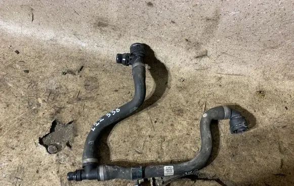 BMW 3 G20 G21 Engine coolant pipe/hose 8654870