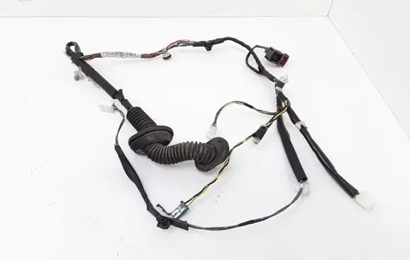 Toyota Avensis T250 Rear door wiring loom 8215305170