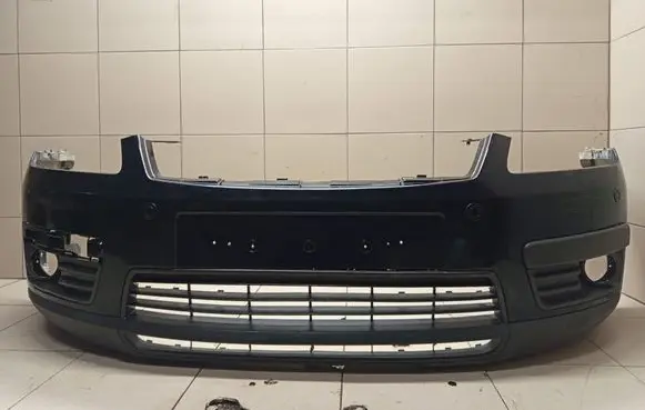 Ford Focus C-MAX Front bumper 3M51R17C749AD