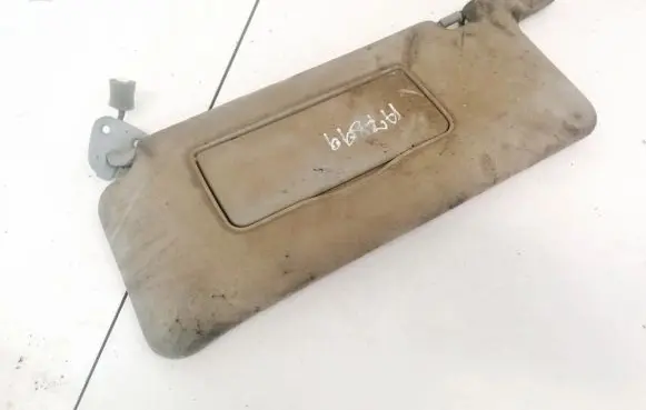 Toyota Avensis Verso Sun visor