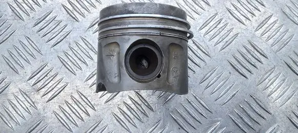 Piston