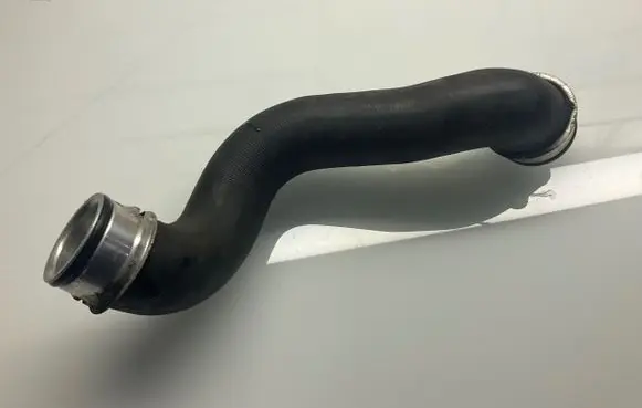 Mercedes-Benz E C207 W207 Engine coolant pipe/hose A2075011082 2075011082