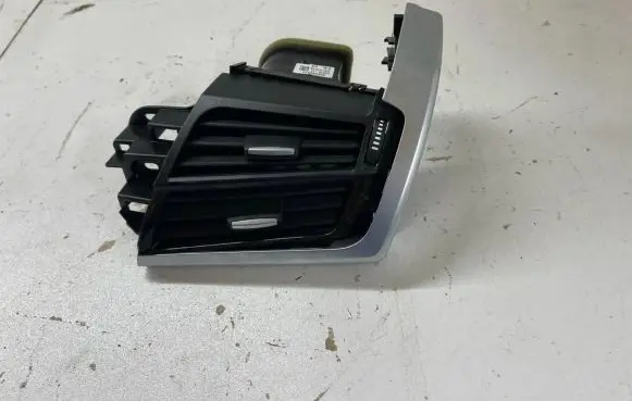 BMW X5 F15 Dashboard side air vent grill/cover trim 9270517