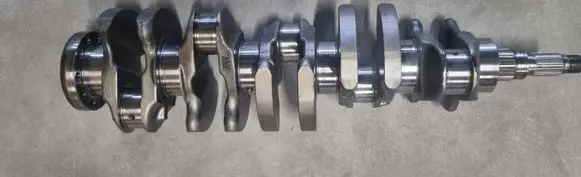 Volvo V70 Crankshaft 30777092