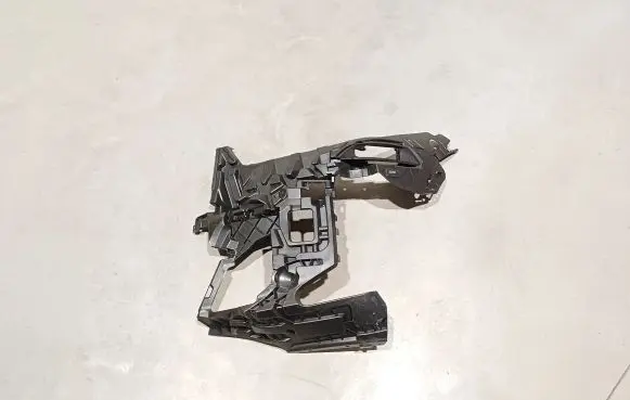 BMW X5 G05 Front bumper mounting bracket 51118085627 8085627