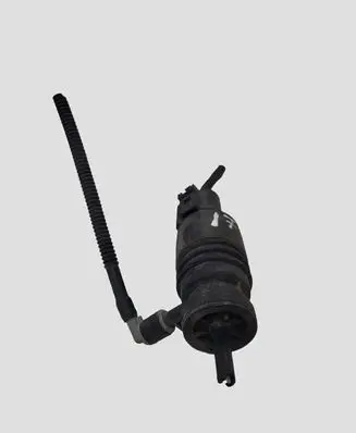 Volkswagen Jetta V Windscreen/windshield washer pump 1T0955651 3028149