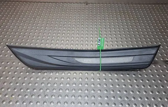 BMW 5 F10 F11 Rear sill trim cover S26372290 7203604