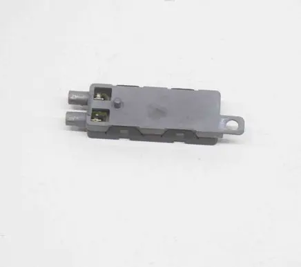 Maserati Quattroporte Aerial antenna amplifier 670002131