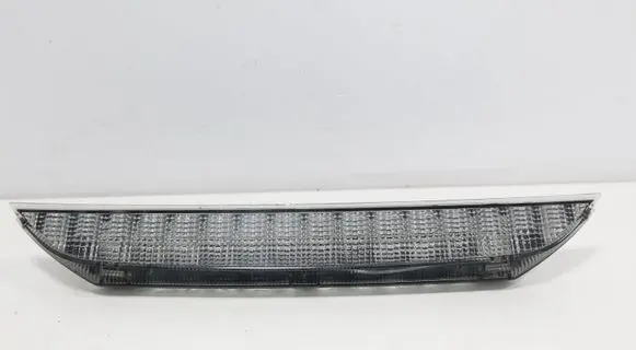 Citroen C-Crosser Third/center stoplight P5631