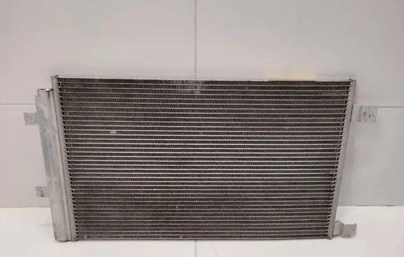 A/C cooling radiator (condenser)