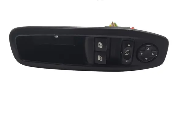 Peugeot 208 I Rear/tail lights 96758210ZD