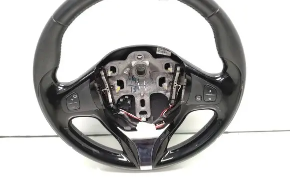 Renault Captur Steering wheel 484006599r 6224690 6218822