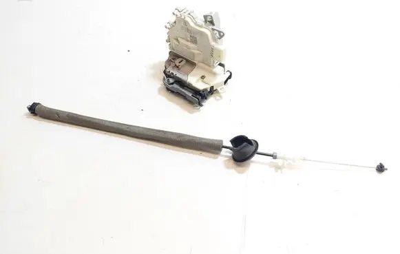 Audi A6 S6 C7 4G Front door lock 8J1837016F