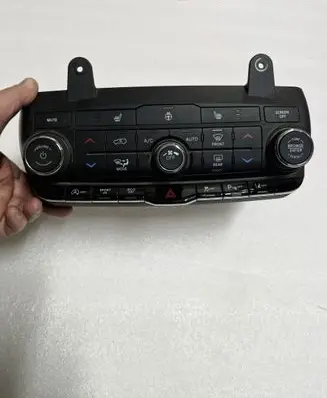 Dodge Durango Climate control/heater control trim 68465670AC