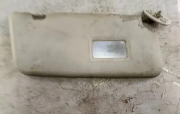 Sun visor