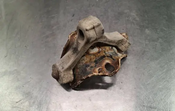 Muffler mount bracket/holder