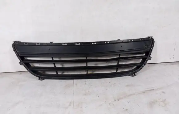 Hyundai i20 (PB PBT) Front bumper lower grill 86561-4P500