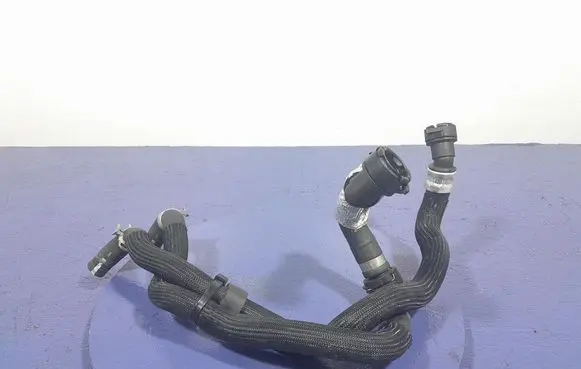 Ford Mondeo MK I Engine coolant pipe/hose FG9318C266JA