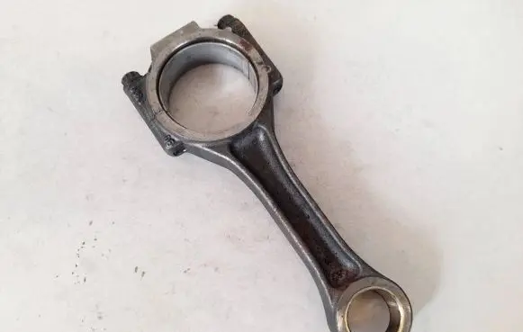 Audi A6 S6 C6 4F Connecting rod/conrod 038j