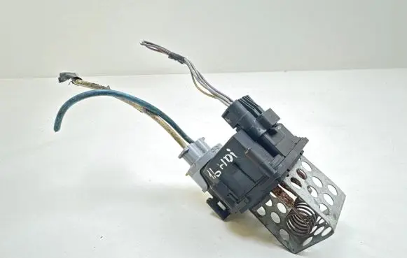 Citroen C4 I Picasso Coolant fan relay 9658508980