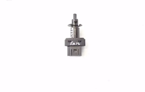 Mercedes-Benz GLA W156 X156 Clutch pedal sensor A0065451014