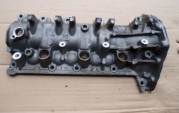 Rocker cam cover