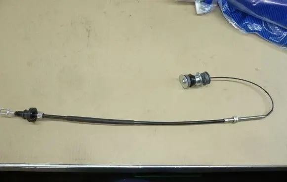 Gear shift cable linkage