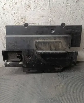 Mercedes-Benz A W169 Dashboard lower bottom trim panel A1698310245 106757C4A