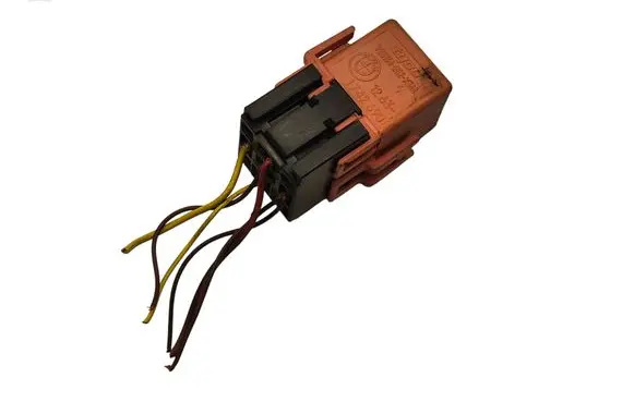 BMW 5 E60 E61 Other relay 1742690