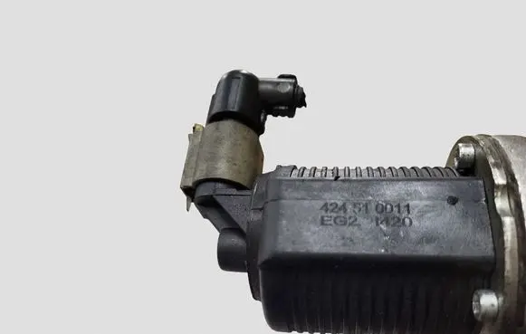 Saab 9-5 EGR valve 424510011