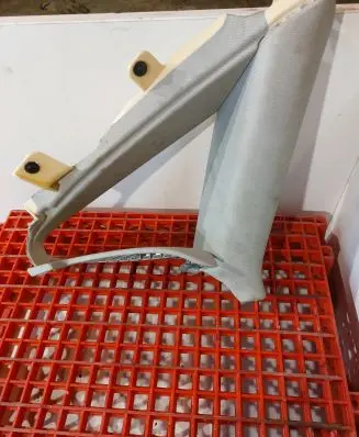 (C) pillar trim