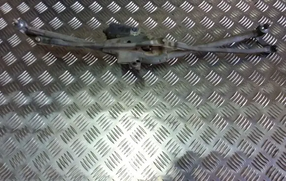 Volkswagen PASSAT B3 Front wiper linkage and motor 357955603A 357955113B