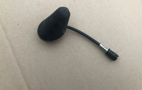 Volkswagen Polo III 6N 6N2 6NF Radio antenna 