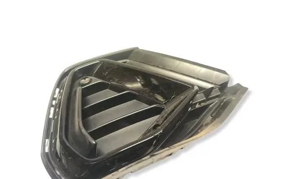 Audi Q3 F3 Front bumper lower grill AU326Q3 83A807682D