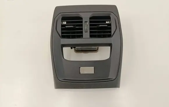 BMW 4 G22 G23 G24 G26 Rear air vent grill 6806816 5A05665