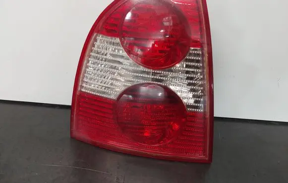 Volkswagen PASSAT B5.5 Rear/tail lights 3B5945095AD