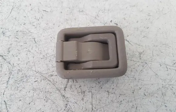 Nissan Murano Z50 Bracket in trunk/boot 