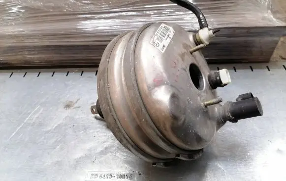 Mercedes-Benz S W220 Brake booster A0054302430