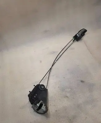 Toyota Prius (NHW20) Rear door lock 