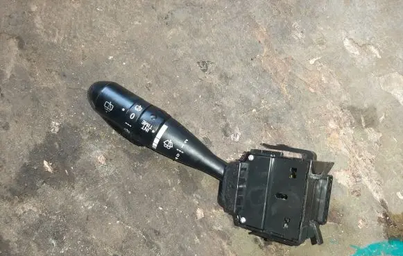 Mitsubishi Colt Wiper control stalk