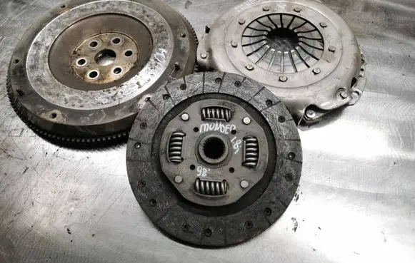 Ford Mondeo MK II Clutch set kit MEC3724159