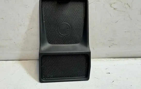 Mercedes-Benz E W213 Panel drawer/shelf pad A2136890100