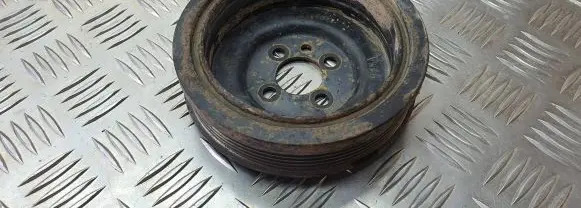 Volkswagen Caddy Crankshaft pulley 03G105243