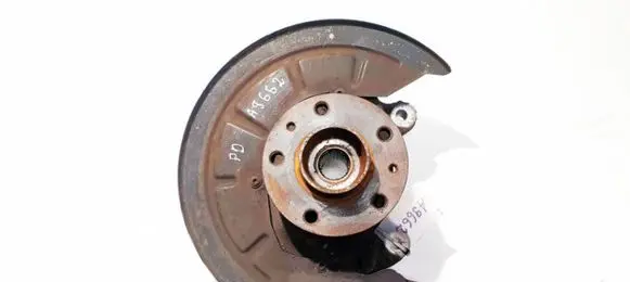 Renault Laguna III Front wheel hub