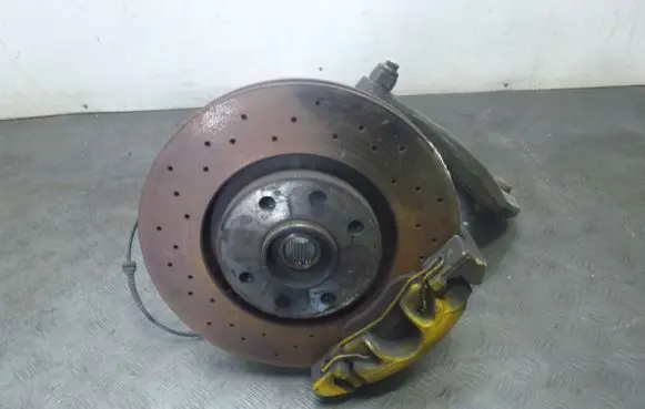Citroen DS4 Front wheel hub spindle knuckle